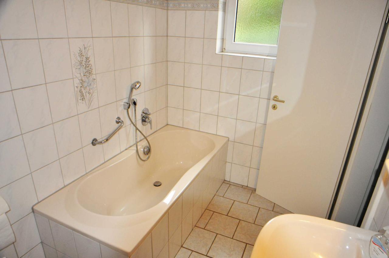 Apartment Am Koenigsmoor, 65323 Moormerland